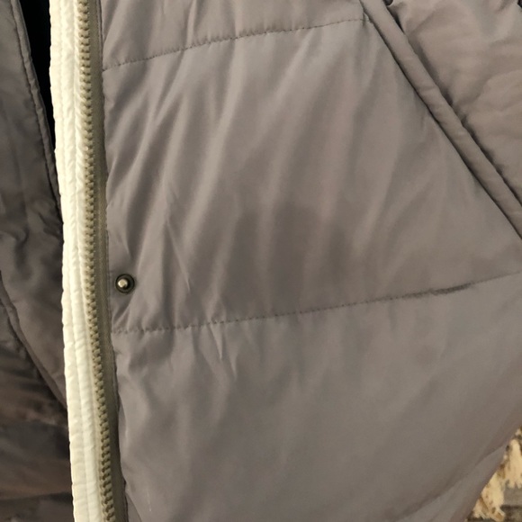 Knee length down coat - Picture 5 of 8